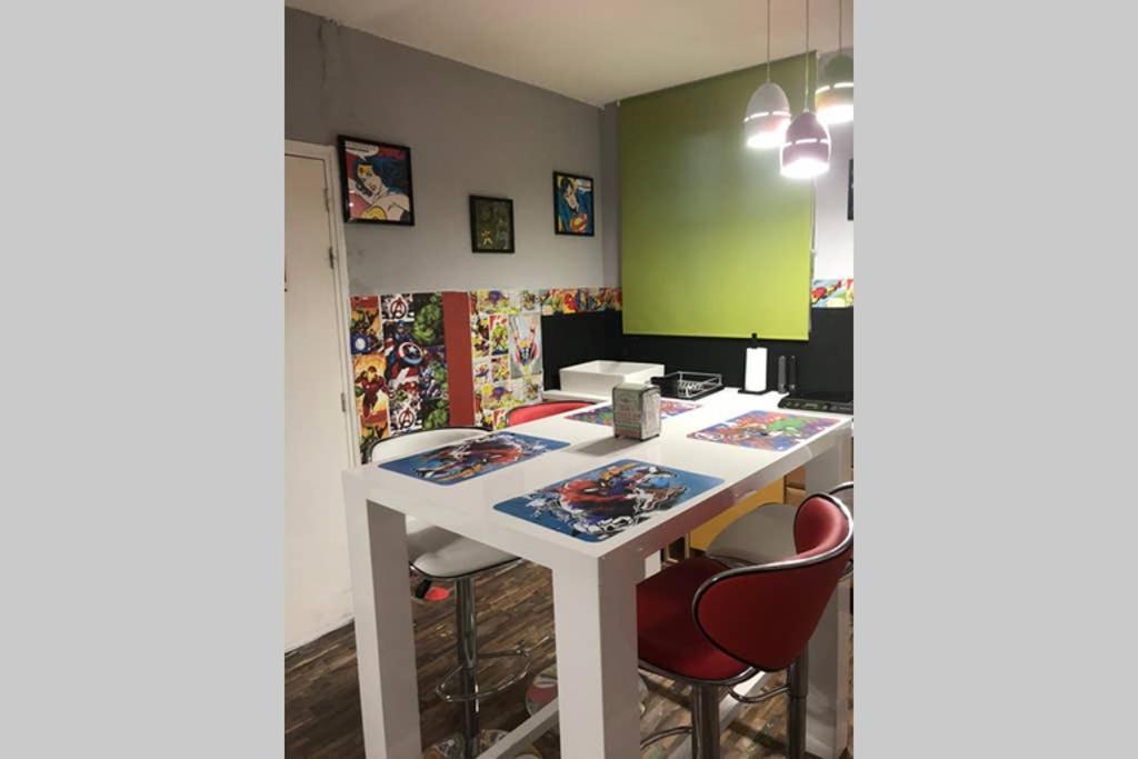 Appartement Style Pop Art Avec Garage Centre Historique Μπεζιέ Εξωτερικό φωτογραφία