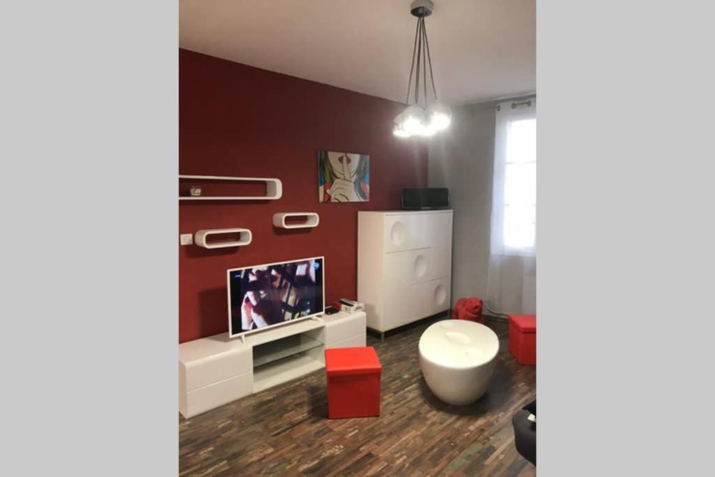Appartement Style Pop Art Avec Garage Centre Historique Μπεζιέ Εξωτερικό φωτογραφία